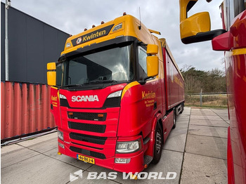 Nyergesvontató SCANIA R 450