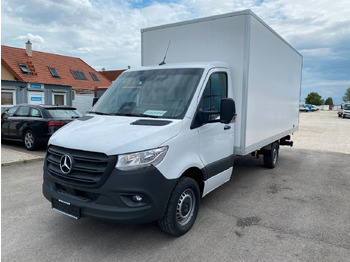 Dobozos kisteherautó MERCEDES-BENZ Sprinter 319