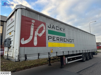 Ponyvás félpótkocsi FRUEHAUF