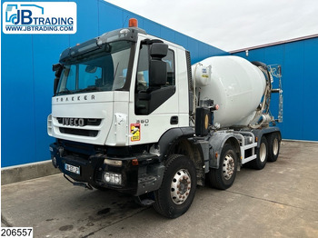 Betonmixer IVECO Trakker