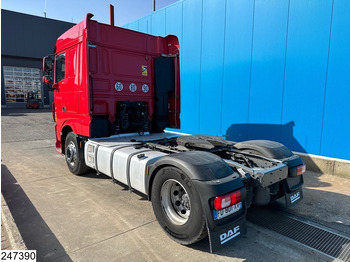 Nyergesvontató DAF XF 480 EURO 6, Standairco, PTO: 4 kép.