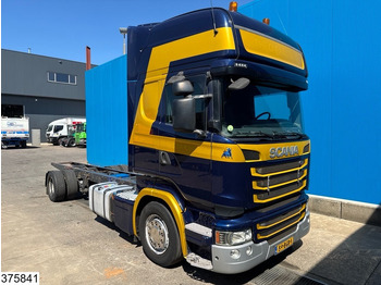 Alvaz teherautó Scania R 410 EURO 6, PTO: 2 kép. Alvaz teherautó Scania R 410 EURO 6, PTO: 2 kép.