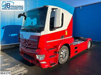 Nyergesvontató MERCEDES-BENZ Actros 1843