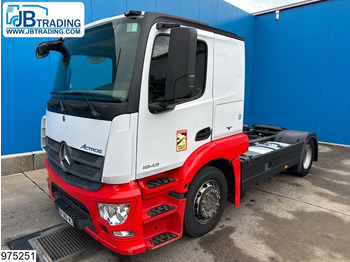 Nyergesvontató MERCEDES-BENZ Actros 1843
