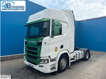 Nyergesvontató SCANIA R 450