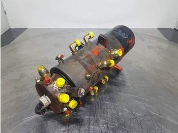Hidraulika Komatsu PW 75/95 (FAI) - Swing joint/Drehdurchführung: 2 kép.