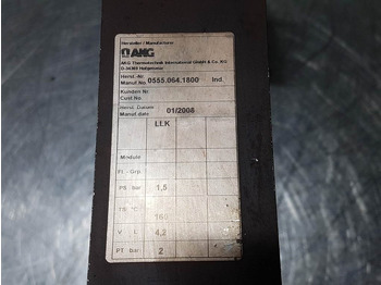 Kramer 880-AKG 0555.064.1800-Cooler/Kühler/Koeler lízing Kramer 880-AKG 0555.064.1800-Cooler/Kühler/Koeler: 4 kép.