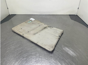 Fülke és belső tér - Építőipari gépek Liebherr A316-9210770-Dashboard/Console/Konsole: 2 kép. Fülke és belső tér - Építőipari gépek Liebherr A316-9210770-Dashboard/Console/Konsole: 2 kép.