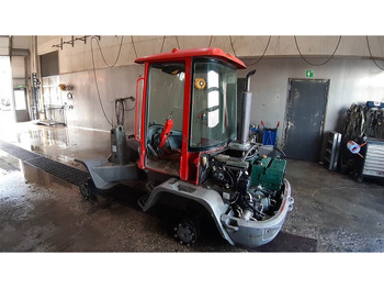 Gumikerekes homlokrakodó VOLVO L30B