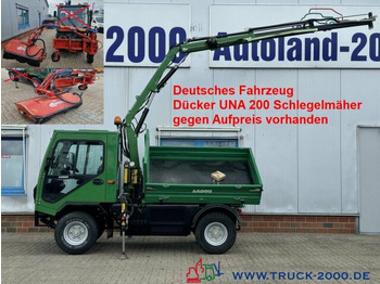Billenőplatós kisteherautó