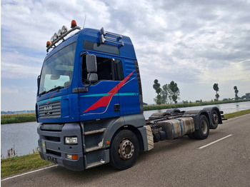 Alvaz teherautó MAN TGA 26.390