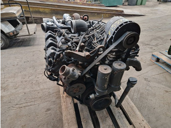 Motor Mercedes-Benz OM441LA: 3 kép. Motor Mercedes-Benz OM441LA: 3 kép.