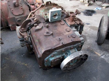 Sebességváltó - Teherautó ZF S4-90: 2 kép. Sebességváltó - Teherautó ZF S4-90: 2 kép.