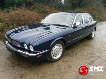 Autó JAGUAR