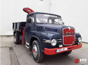 Billenőplatós teherautó MAN