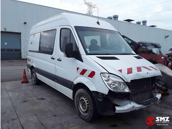 Dobozos kisteherautó MERCEDES-BENZ Sprinter 311