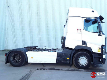 Nyergesvontató Renault T 460 retarder 2 tanks: 4 kép. Nyergesvontató Renault T 460 retarder 2 tanks: 4 kép.