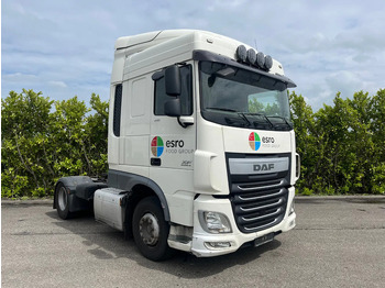 Nyergesvontató DAF XF