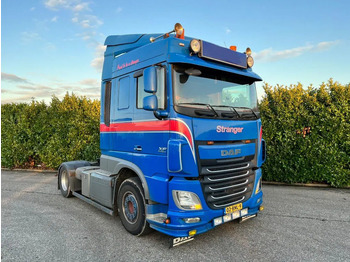 Nyergesvontató DAF XF 460