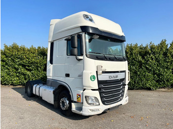 Nyergesvontató DAF XF 460