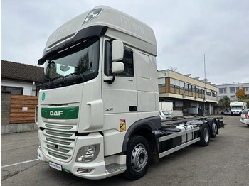 Cserefelépítményes teherautó DAF XF 106 450
