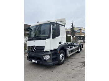 Horgos rakodó teherautó MERCEDES-BENZ Actros 2543