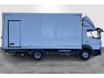 Dobozos felépítményű teherautó Mercedes-Benz ATEGO 1018L 5,6m Piako Umpikori: 4 kép.