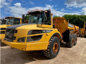 Csuklós dömper VOLVO A25G