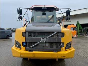 Csuklós dömper VOLVO A25G
