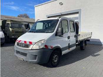 Platós kisteherautó IVECO Daily 35s14