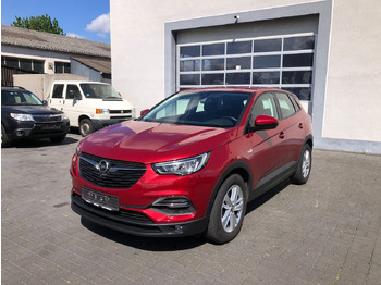 Terepjáró/ SUV OPEL
