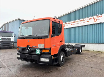 Alvaz teherautó MERCEDES-BENZ Atego 823