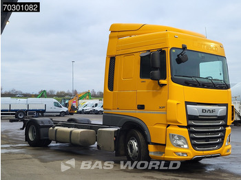 Alvaz teherautó DAF XF 480 4X2 18tons Chassis Air suspension ACC Automatic Euro 6: 3 kép. Alvaz teherautó DAF XF 480 4X2 18tons Chassis Air suspension ACC Automatic Euro 6: 3 kép.