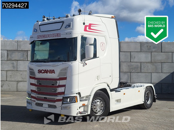 Nyergesvontató SCANIA R 450