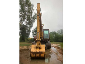 Lánctalpas kotró CASE