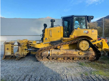 Buldózer CATERPILLAR D6