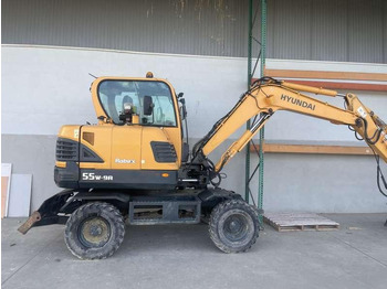 Gumikerekes kotró HYUNDAI