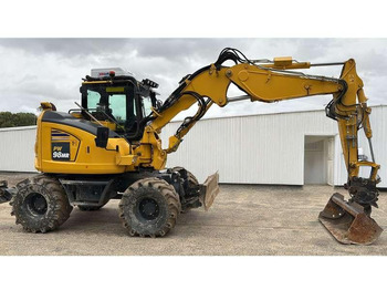 Gumikerekes kotró KOMATSU