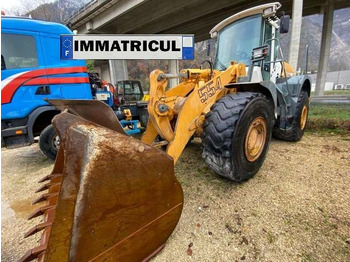 Gumikerekes homlokrakodó LIEBHERR