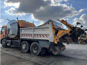 Aszfaltozó gép Renault PREMIUM 300 BOUILLE SECMAIR: 5 kép.