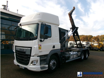 Horgos rakodó teherautó DAF CF 460