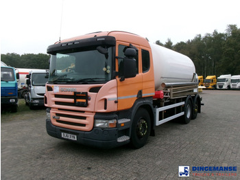 Tartályos teherautó SCANIA P 320