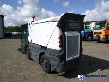 Utcaseprő gép Schmidt Compact 200 street sweeper: 3 kép.