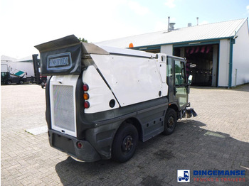 Utcaseprő gép Schmidt Compact 200 street sweeper: 4 kép.