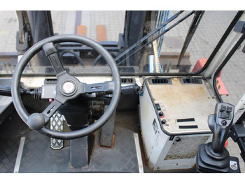 Dízel targonca SveTruck 1560: 4 kép.