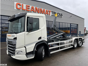 Horgos rakodó teherautó DAF XD 450