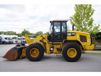 Gumikerekes homlokrakodó CATERPILLAR 930M Wheel Loader / 4500 MTH / Joystick: 2 kép.