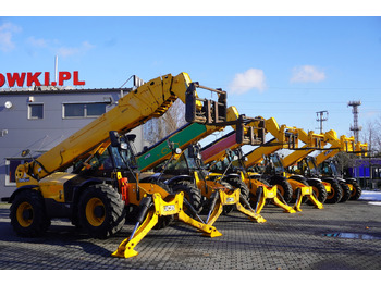 Gumikerekes homlokrakodó JCB