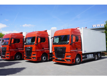 Hűtős teherautó MAN TGX 26.510