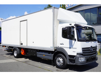 Dobozos felépítményű teherautó MERCEDES-BENZ Atego 1318